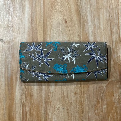 Gray Fabric Purse (front)