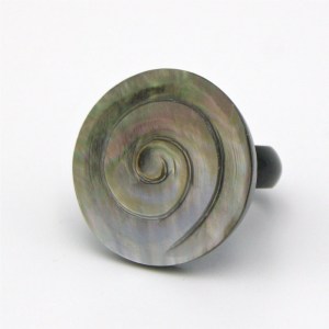 Balinese Handcrafted Shell Ring