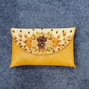 Light Brown Wicker Purse (front)
